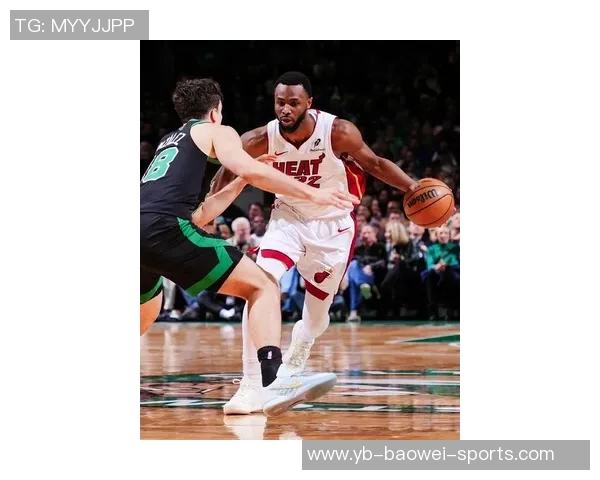 维金斯盛赞鲍威尔展现统治力称其为非凡天才球员的典范 维金斯盛赞鲍威尔展现统治力称其为非凡天才球员的典范